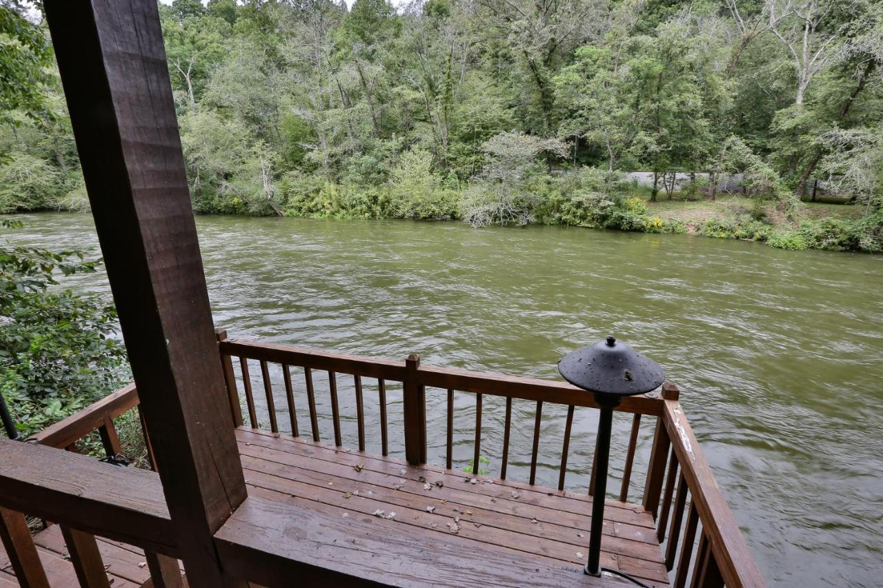Heaven On The Toccoa Where You Will Enjoy The Sites And Sounds Of The Toccoa River Mineral Bluff Exteriér fotografie